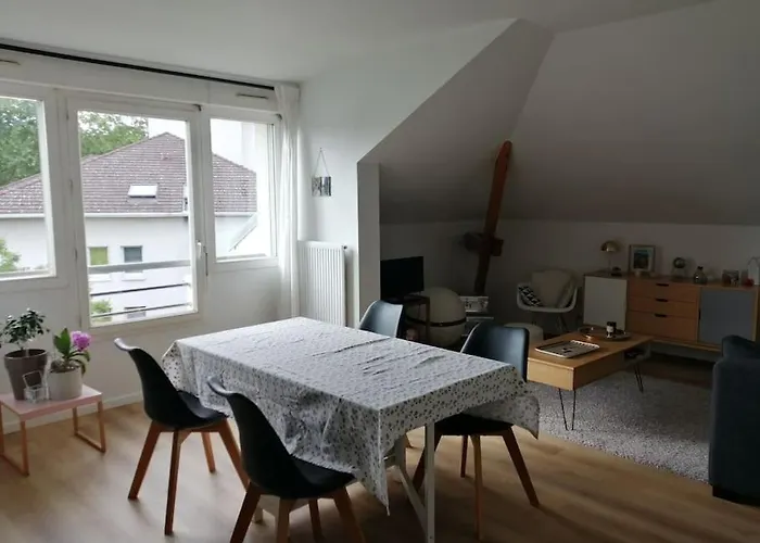 T2 58M2, Proche Orly Et Disney, Parking, Ligne Metro 8 A 5 Minutes