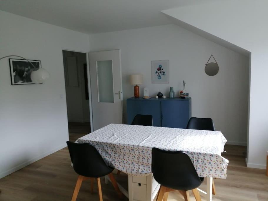T2 58m2, Proche Orly Et Disney, Parking, Ligne Metro 8 A 5 Minutes